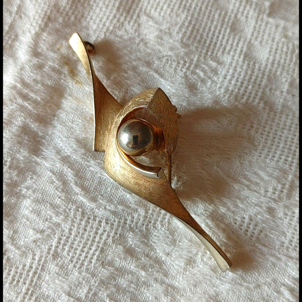 Vintage Pastelli Brooch Brushed Goldtone